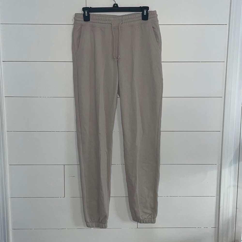 NWOT H&M Mid-Rise Drawstring Cozy Sweatpants Cream S #0166
